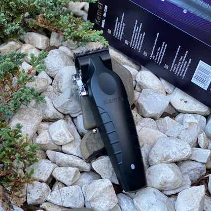 Kemei ProCut 2296 – Precisión & Potencia en tus manos